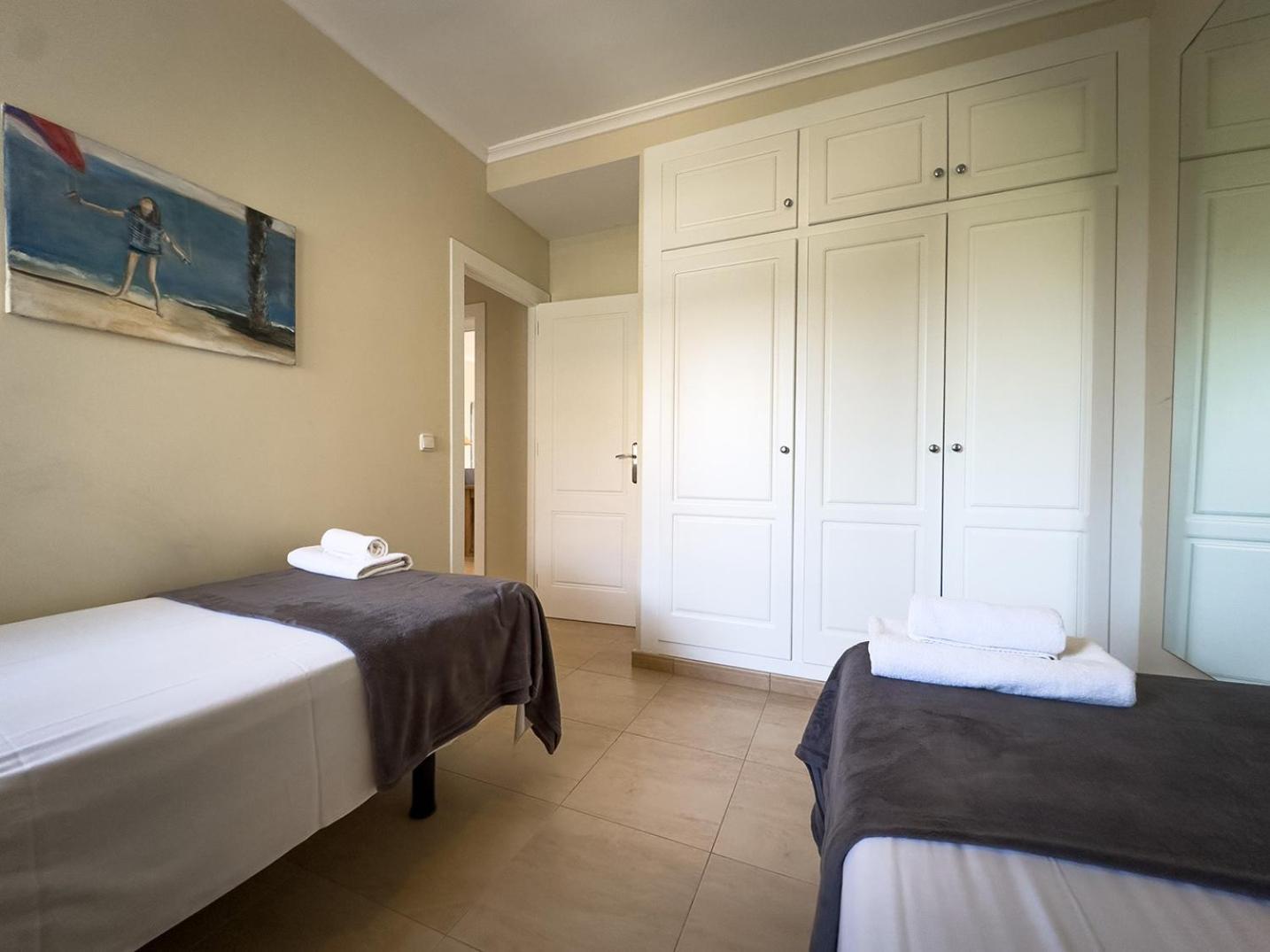 Frontline Beach Villa Playa Flamenca 오리후엘라 외부 사진