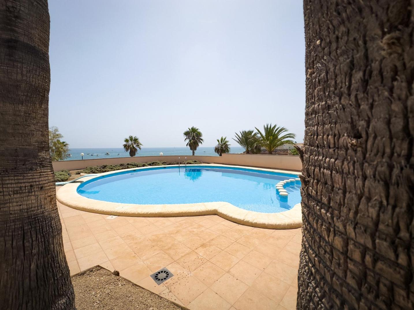 Frontline Beach Villa Playa Flamenca 오리후엘라 외부 사진